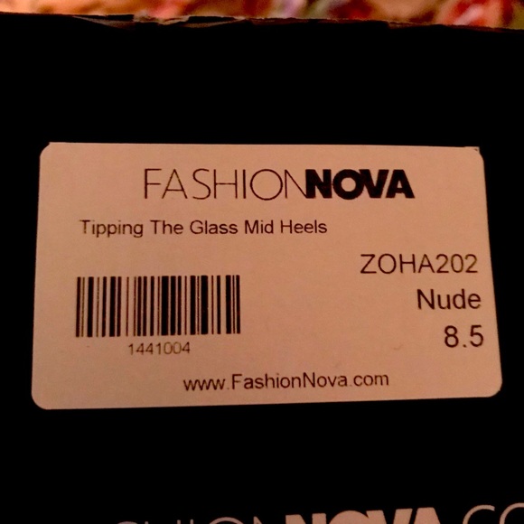 Tipping The Glass Mid Heels - Picture 3 of 3